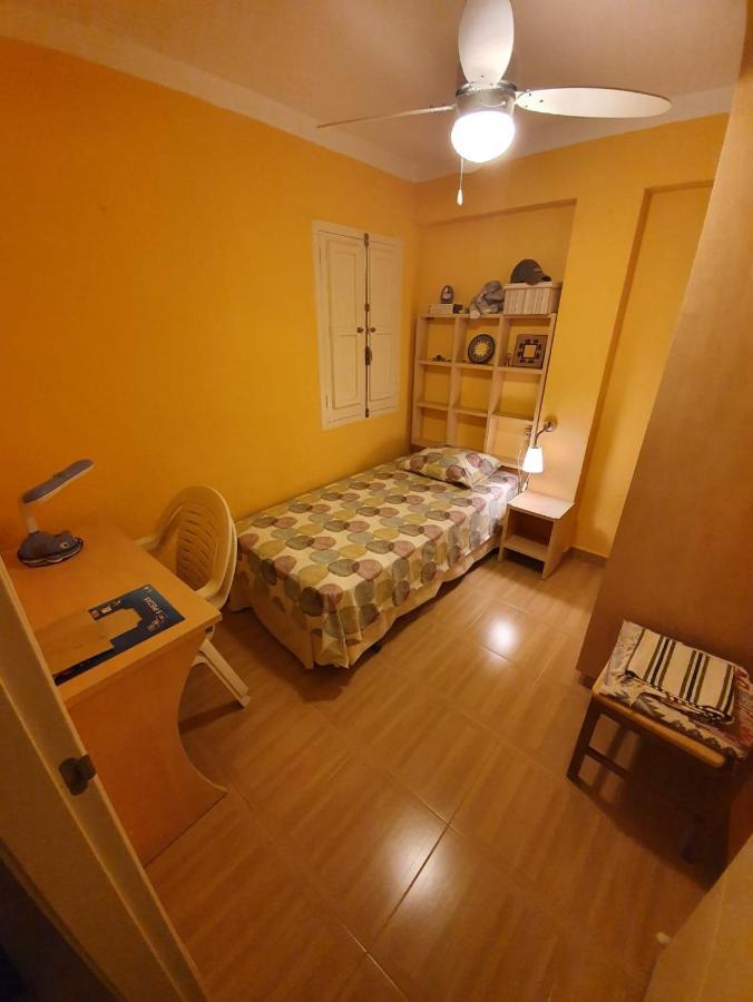 Room in Alicante Downtown en Piso Compartido Exterior foto