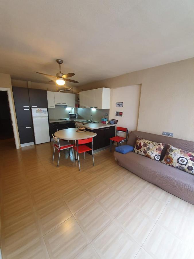 Room in Alicante Downtown en Piso Compartido Exterior foto